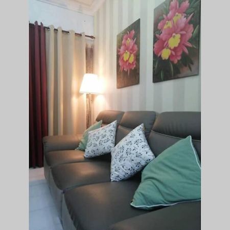 Orked Aeridina Homestay Puchong Exterior foto