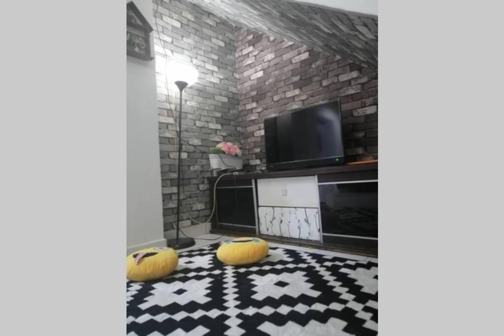 Orked Aeridina Homestay Puchong Exterior foto